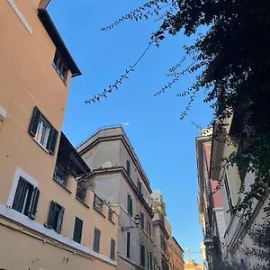 Pensión Flatinrome In Trastevere, Roma