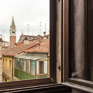 https://dolce-vita-venice-30124.hotelinveneto.com